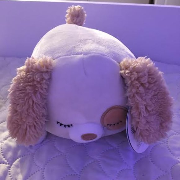 Target Exclusive Harrison Laying, hug me, squishmallow - Picture 1 of 3